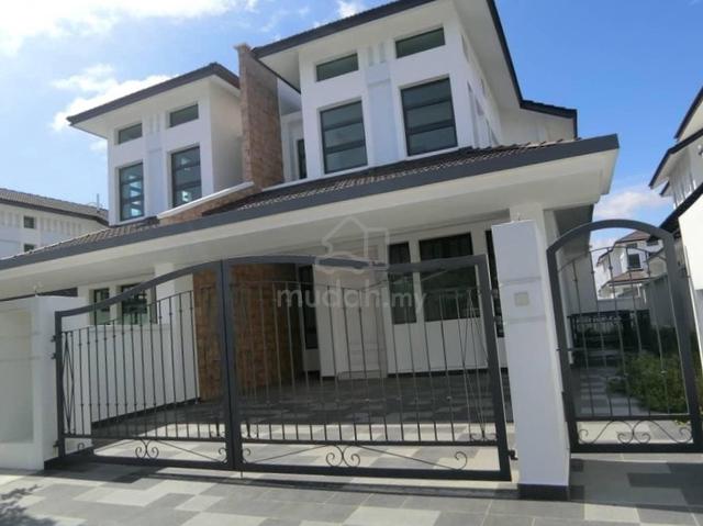Eco Botanic Davenham Partial Furnishe Double Storey Cluster House RENT 1