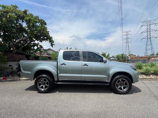 2011 Toyota HILUX 4X4 2.5 (M) - 2