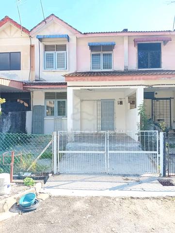 (BELOW MARKET VALUE)2 Storey Terraced House,Taman Bukit Minyak Indah 1