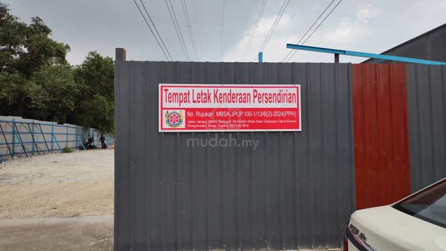 Car Yard for rent  1