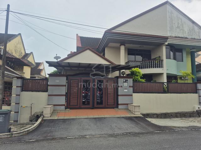Well maintained and neat newly renovated unit on high ground 1
