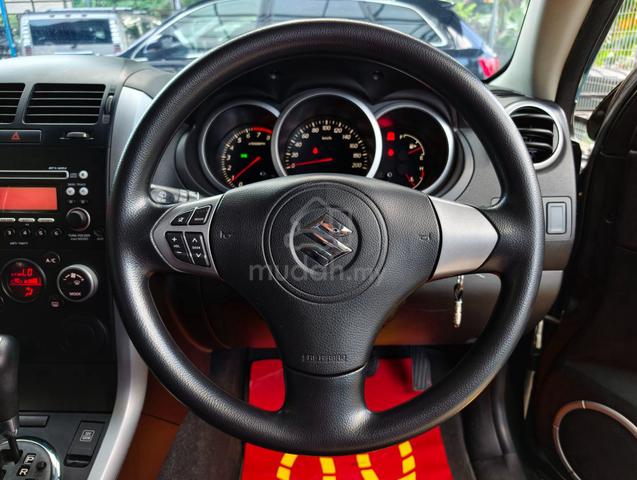 Suzuki GRAND VITARA 2.0 ENHANCED 1OWNER PERFECT WT - 4
