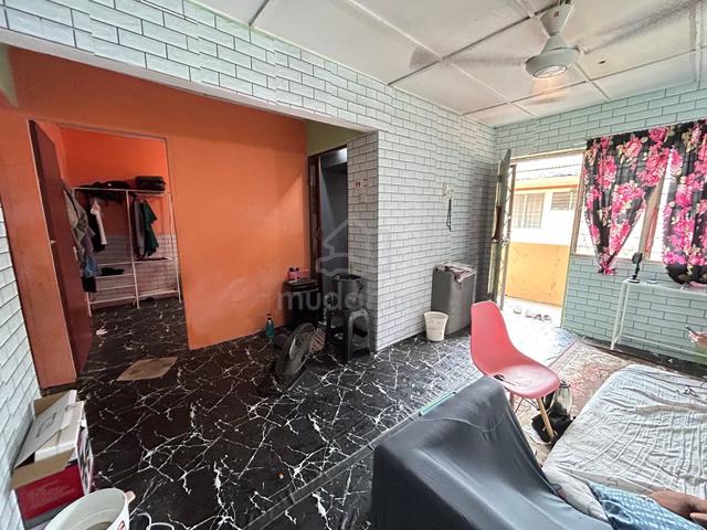 Flat Pandan Indah 1