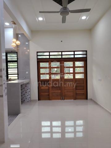 Sebuah Banglo Lengkap Kg Jerong Seberang, Marang Terengganu 1