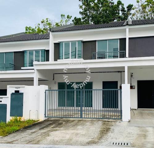 2 STY 20X70sf House, Taman Scientex, Kota Emerald, rawang 1