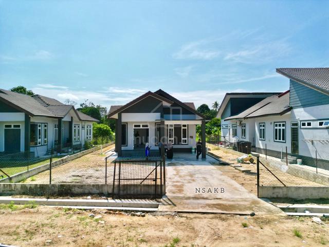 BANGLO TANAH LUAS DEPAN RUMAh DI LIMBAT PASIR TUMBOH KOTA BHARU 1