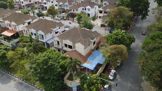 Batu Ferringhi Lilitan Sungai Emas Corner Semi Detached House 1