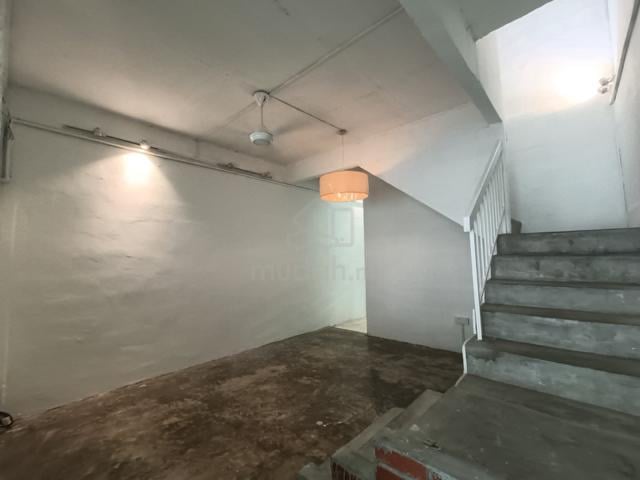 Below market Double storey taman bidara selayang batu caves 1