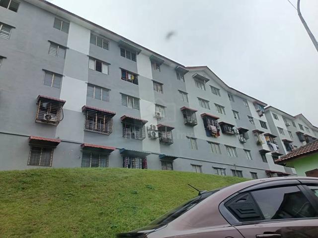 Apartment Melur (Bukit Beruntung) 1