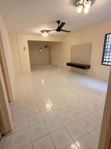 saujana apartment 1