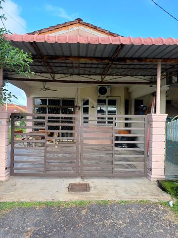 corner lot terrace house 1