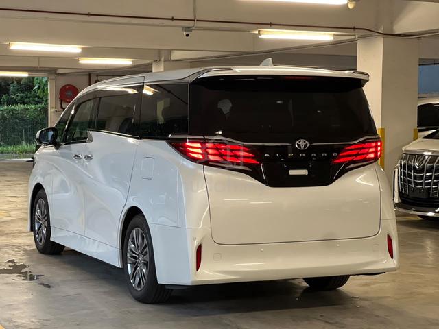 GRADE 6A|2024 Toyota ALPHARD 2.5L Z - 2