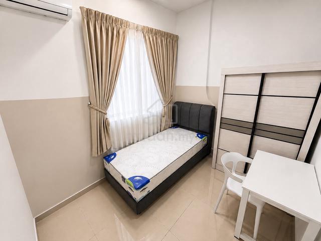 THE JALIL, PUNCAK JALIL, Single Room w/ Living Room Sofa! 1