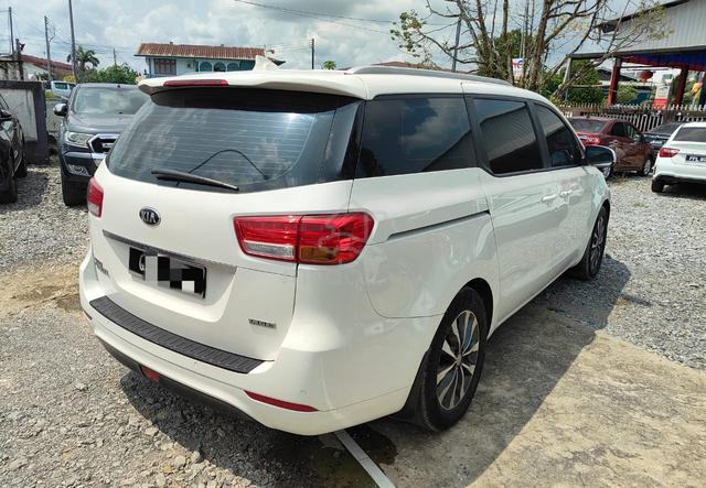 2018 Kia GRAND CARNIVAL 2.2 D KX  (A) - 4