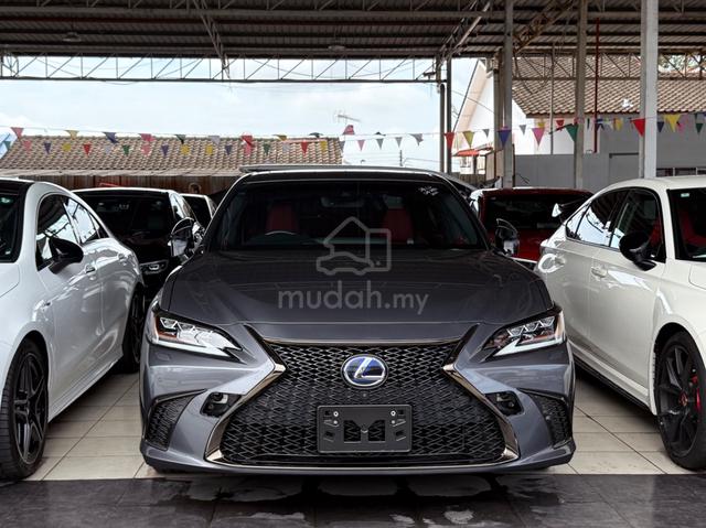 UNREGISTERED 2021 Lexus ES300H F SPORT 2.5L - 3