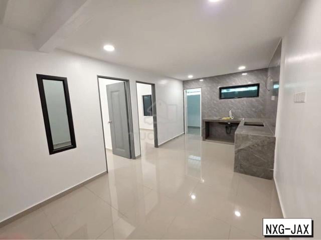 Fully Renovated!!Taman Melawis Teluk Pulai Klang Single Storey House 1