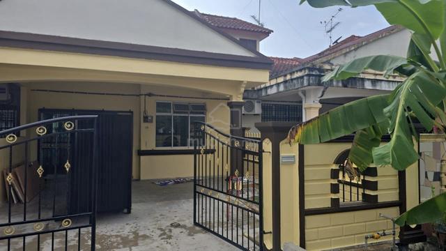 Taman Suria,Kluang House for Rental 1