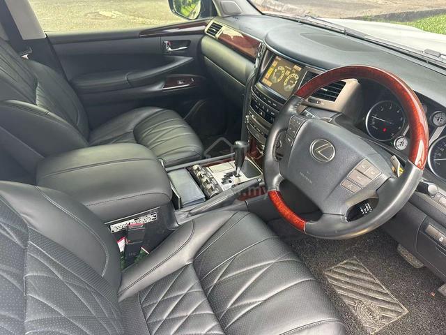 2008 Lexus LX570 5.7 (A) - 5
