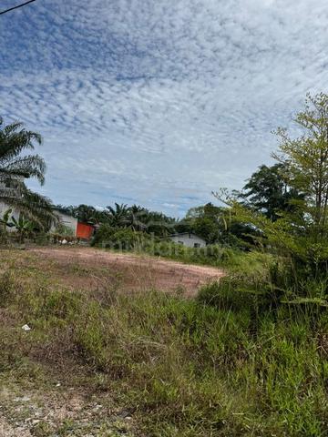 PEKAN NENAS PONTIAN Lot Bangunan Below Market 1