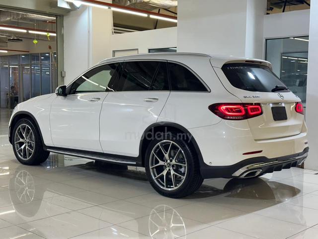 2021 Mercedes Benz GLC300 4MATIC AMG LINE 2.0L (A) - 4