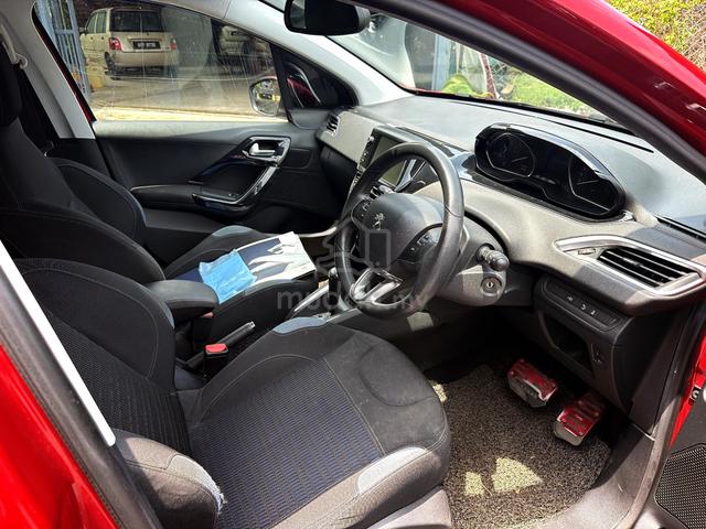 2014 Peugeot 208 1.6 VTi ALLURE (A) - 5