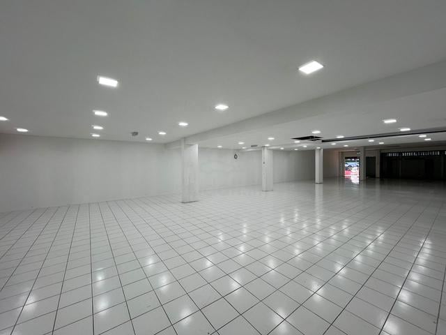 Facing Main Road Extra Large Ground Floor Shoplot Near Aman Central 1