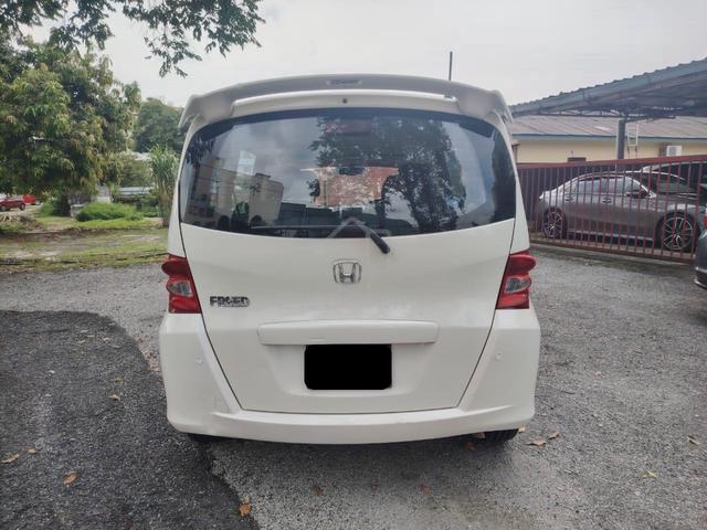 2012 Honda FREED 1.5 E (A) 1 OWNER LIKE NEW - 4