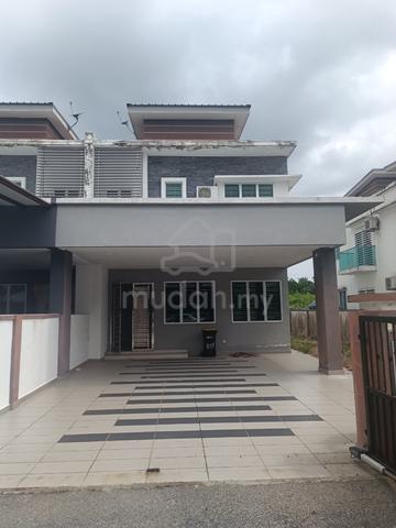 Semi D 2 Tingkat Taman Setia Residen SITIAWAN Perak 1