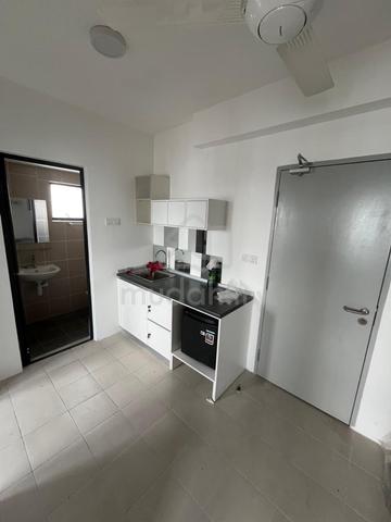 Uni Suites 1