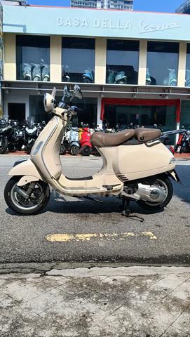 Scooter 14 VESPA LXV150 3V 7633KM - photo 3 of 6
