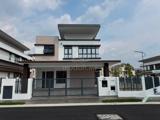 Exclusive 2 Storey Bungalow Arawani Residence Bandar Puteri Bangi 1