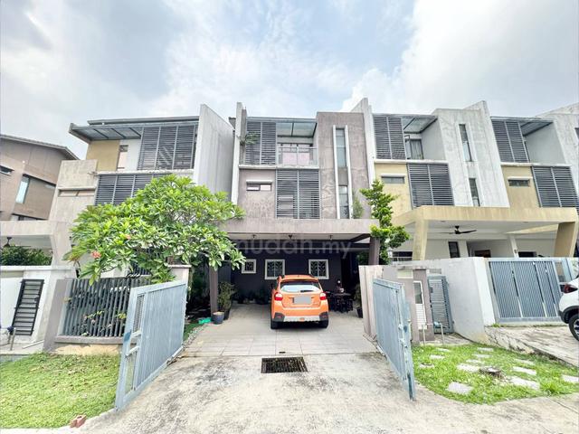 PRIVATE LIFT ! Laman Glenmarie Shah Alam, 3 Storey Superlink Terrace 1