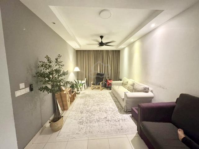De Bayu Apartment 1