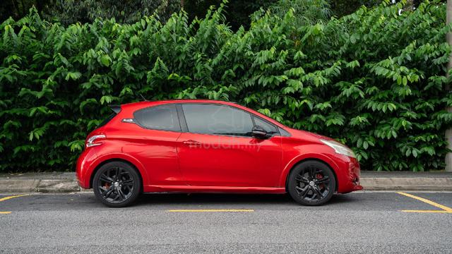2013 Peugeot 208 1.6 GTi (M) - 5