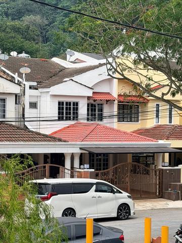 Wangsa Maju Section 5 . Nice House, Good location. 24 Hours security 1