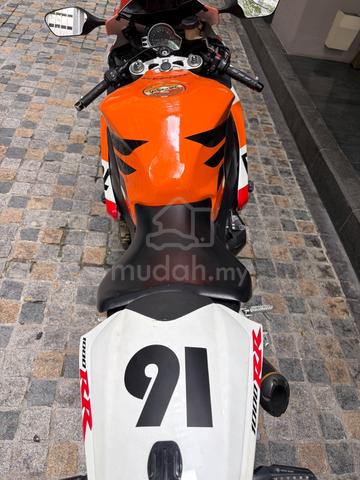 2008 Honda CBR1000RR Fireblade For Sale - photo 7 of 9