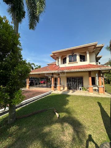 HOT ‼️BELOW MARKET VALUE‼️2 Storey Bungalow - Seksyen 8 - Shah Alam 3