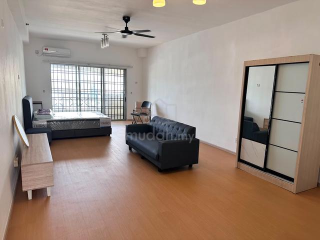 Prima Regency 1