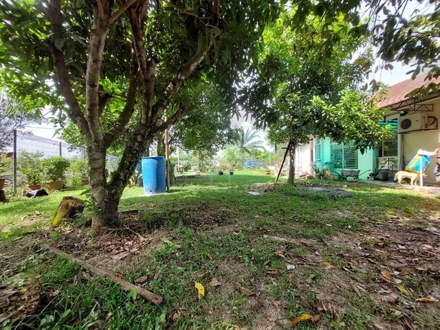 HUGE CORNER LAKEVIEW š„ Bungalow Tasik Senangin Mahkota Hill Lenggeng 1