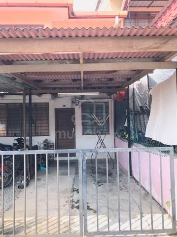 Rumah Townhouse Tingkat Bawah Untuk Disewa  1