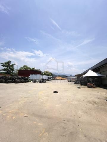 Sepanggar KKIP Bigger Land Warehouse with OC For Sale 1
