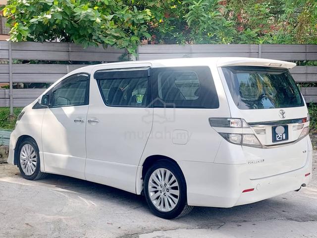 2013 Toyota VELLFIRE 3.5 Z GOLDEN EYES FACELIFT - 4