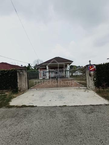 Bungalow House English Style Kemasik Kemaman 1