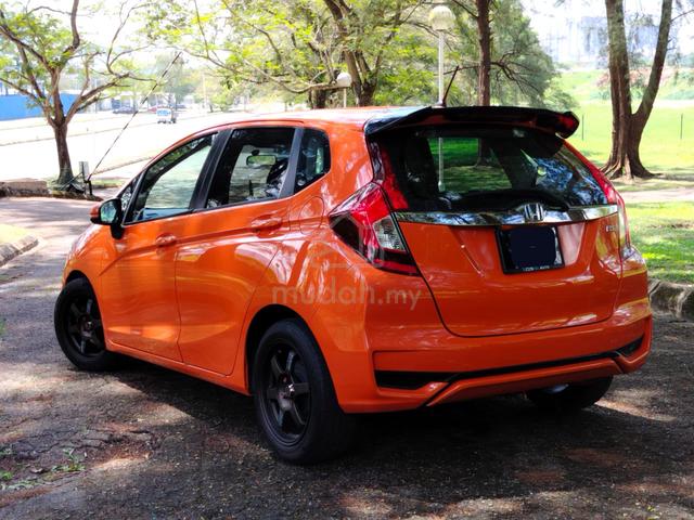 HONDA JAZZ 1.5L V Bolah Full Loan - 4