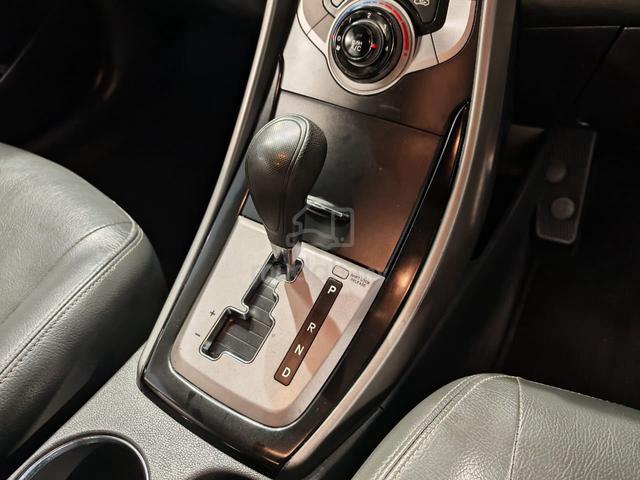 2014Hyundai ELANTRA GLS 1.6(A)B/ListBolehLoanKedai - 5