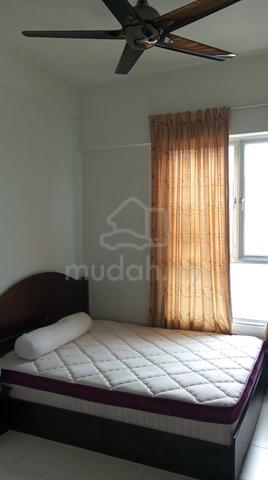 Fully Furnish Middle Room At The  Golden Triangle Condo, Relau/Sg.Ara 1