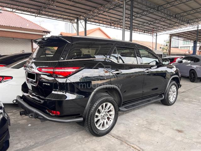 2024 Toyota FORTUNER 2.7 SRZ*LIKE NEW CAR* - 3