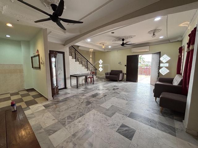 Well Condition Double Storey End Lot Seremban Jaya Senawang 1