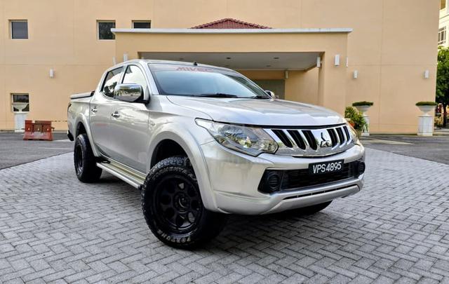 2017 Mitsubishi TRITON 2.4 VGT A/T (A) - 1