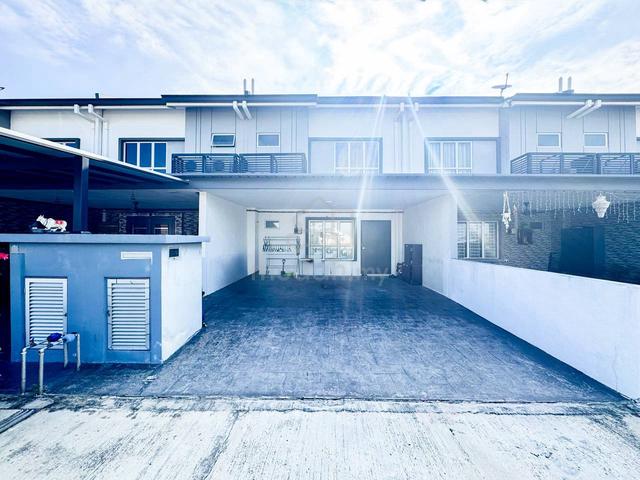 Double Storey Rentak Perdana Puncak Alam 1